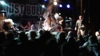 Dust Bolt - Divan du Monde (Paris), 29th January 2015 - Circle Pit !!