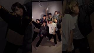 APT ⚡APT⚡⚡#DAISUKE #JL #PARK_JUWON #ROYCE #SIRIN #STEVEN #ZHANG_SHUAIBO #유니버스리그 #universelague