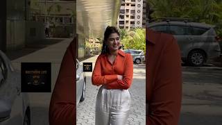 Adayein Bhi Hai Song