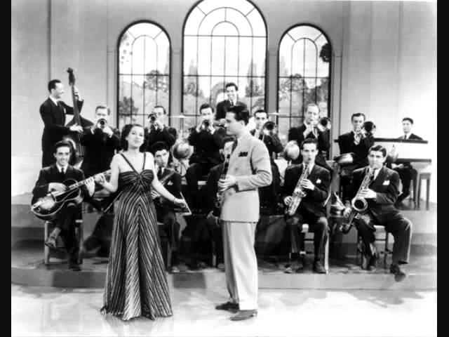 在 YouTube 上觀看「Artie Shaw and His Orchestra with Helen Forrest - All the Things You Are (1939)」