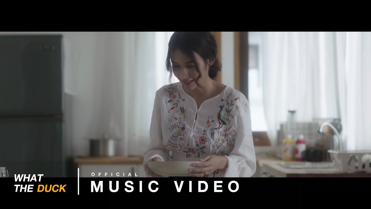 ปกเพลง แขนซ้าย — BOWKYLION