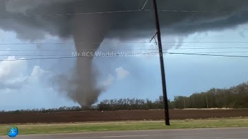 Extreme Tornado destroys homes in Andover, Kansas - Apr. 29, 2022  USA
