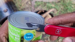 How to use the Swiss Army SAK Can Opener EDC @Bushcraft2survival