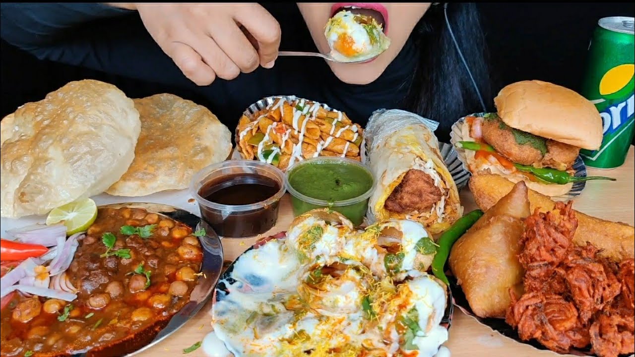 ASMR:HAPPY ONE MILLION🥳🎈 SUBSCRIBERS🌟 l DAHI PURI,CHICKEN ROLL,VADA PAV,MIRCHI BAJJI,CHOLE BHATURE l
