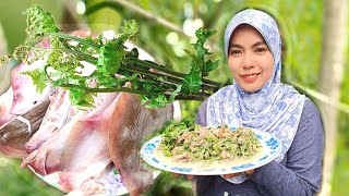 Kerabu pucuk paku campur ikan pari tuka#ikan pari kecil