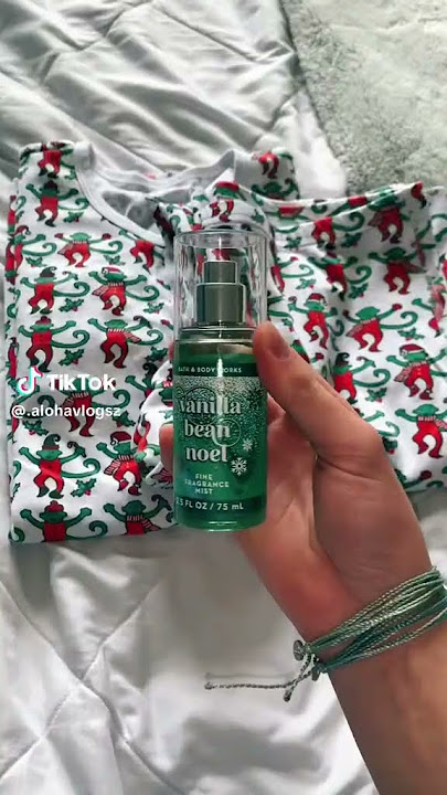 18 weeks down, 33 to go! 🎄| WEEKLY SHORT #61 {shorts #christmas #xmas}