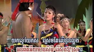 Video thumbnail of "រំដួលដីថ្មី"