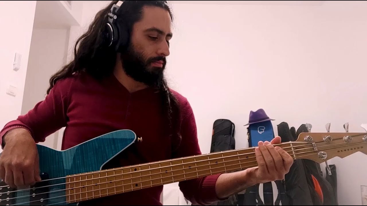Lizzo Juice Bass cover (5 string bass) YouTube