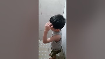 e.ben đi ị như người lớn