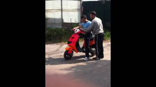 Video Thumbnail for prototipo zip sp - runner in prova corsa di Armandino rac...