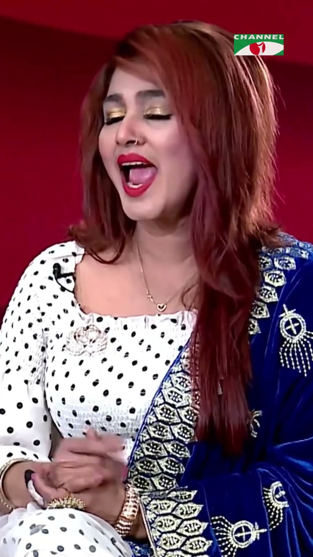 জয়কে কেন কোটি টাকা দিতে চান চিত্রনায়িকা একা #shorts