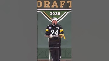 Steelers International Fan of the Year Tom McCormack announces the pick of QB Will Howard #nfldraft
