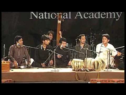 Us Bazm Main - Ahsan Shabbir