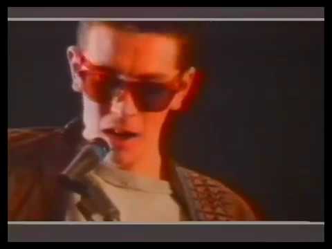 The Pale Fountains - (Don't Let Your Love) Start a War - YouTube