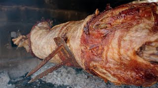 CRISPY ROASTED LAMB IN 30 YEARS OLD RESTAURANT!