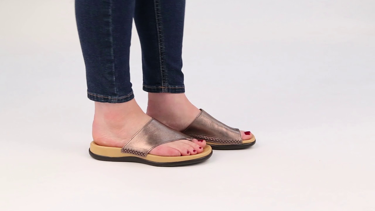 Gabor Lanzarote Antique Silver Toe Loop Womens Mules - YouTube