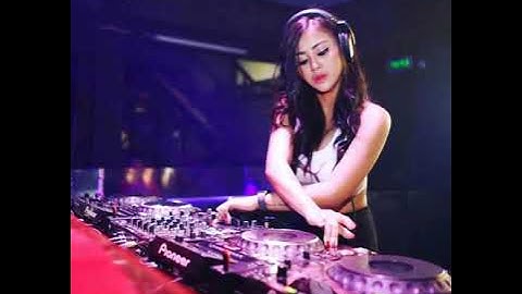#dj #hijaudaun #remix                                                 ILUSI TAK BERTEPI bye Dj Tania