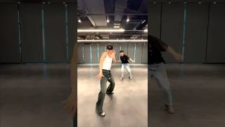 #딘딘 은 딘딘 #카이 는 카이 #KAI #EXO #엑소 #weareoneEXO #DINDIN #WaitOnMe #KAI_WaitOnMe