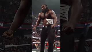 OBA FEMI TRIES TO GET HIS REVENGE ON THE VISION 👊👊👊👊 #WWERaw