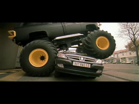 scène complète du film avec le  bigfoot Taxi 3 avec les cascadeur folkert
