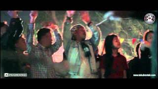 Tahu Brontak - Cinta KW (Official Lyric Video)