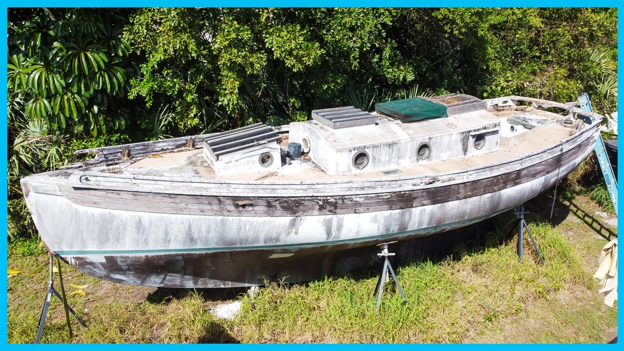 Is This ABANDONED DREAM Yacht Worth It? [Full Tour] Learning the Lines