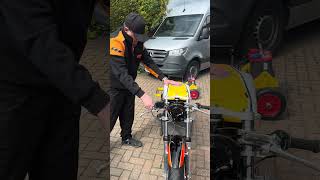 YAMAHA TZ350 2 stroke race bike start-up