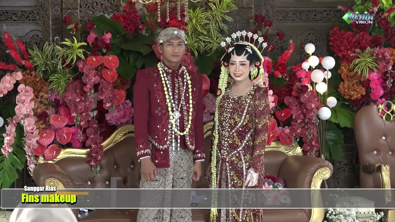 Risalah Hati  Pernikahan Delvi & Danang Sanggar Rias Fin's Makeup Juwana Pati