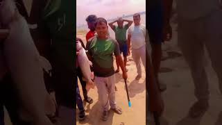 fish hai #shortvideo #sumant #lifeisbutadream #ekmotahathighumechala 😀😂😂😂😀😂