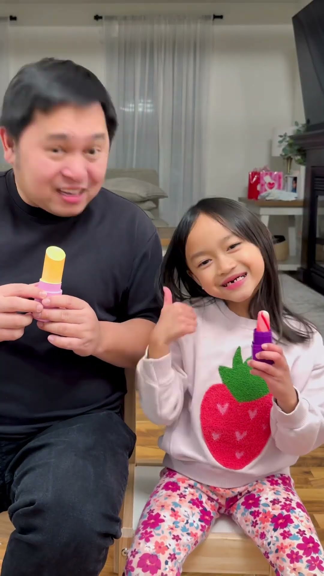 Lipstick chalk prank on dad ????❤️