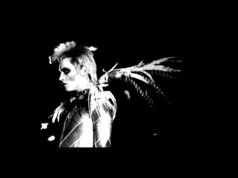 Space Oddity - David Bowie (Space Oddity, 1969)