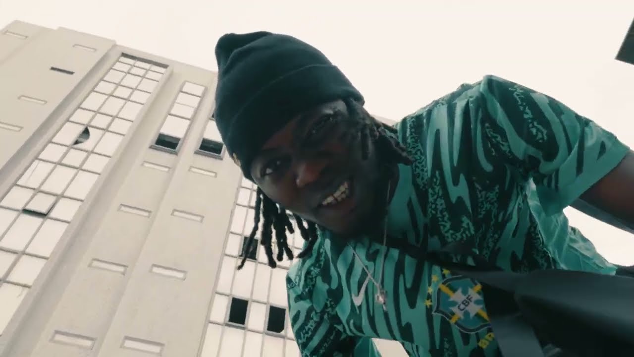 Watch LERENOI - BIZO (Clip Officiel) on YouTube Watch LERENOI - BIZO (Clip Officiel) on YouTube