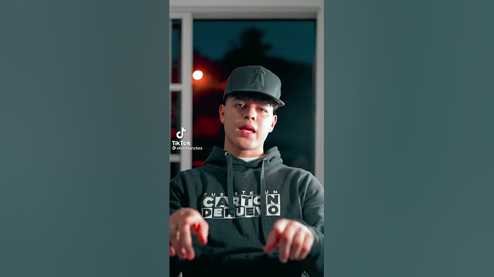 Elver sanchez haciendo tiktok profesional