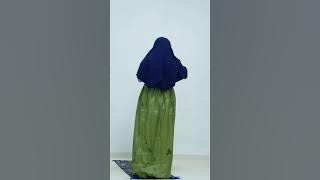 Cewek cantik sholat