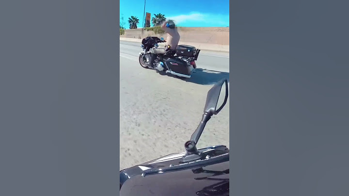 Cop Forgets that He's a Cop