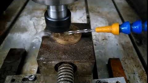 CNC engraving machine coins engraving video