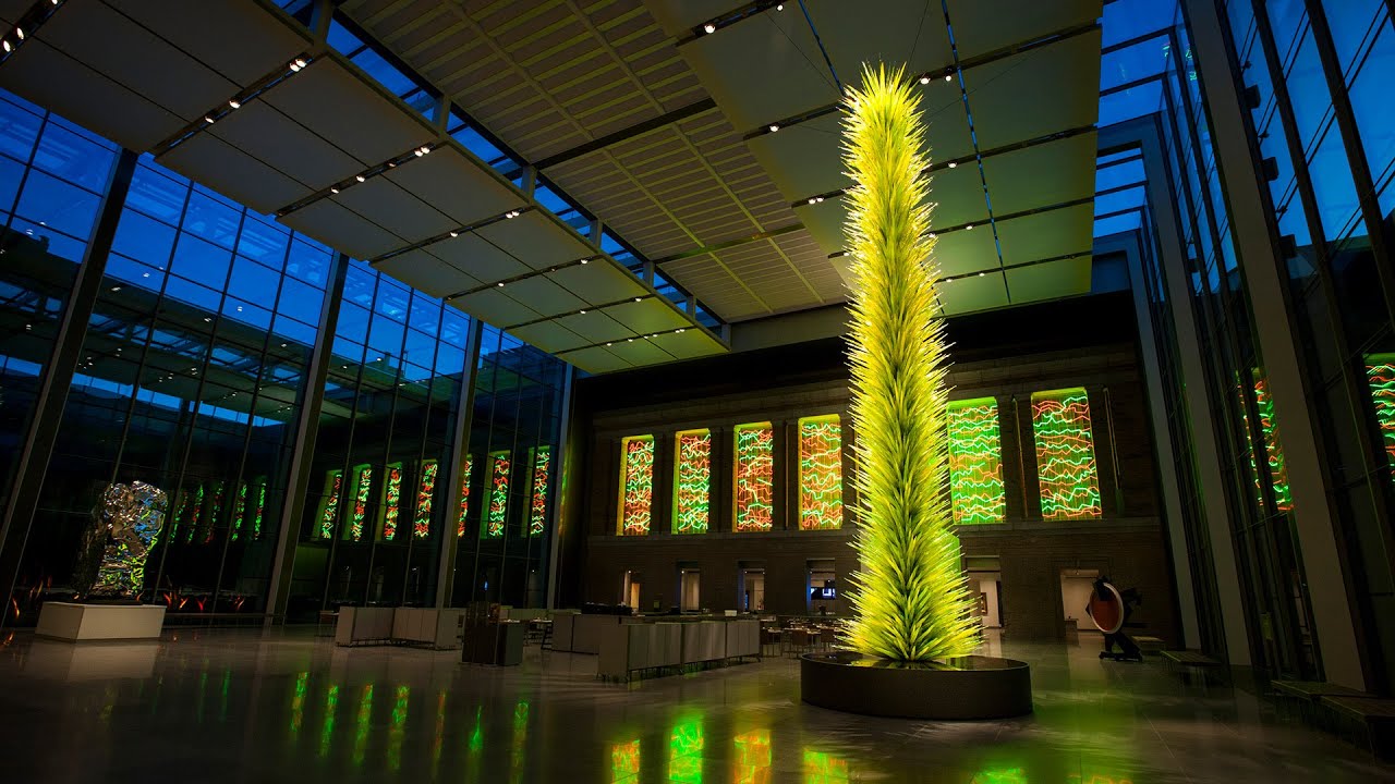 Lime Green Icicle Tower by Chihuly, MFA Boston - YouTube