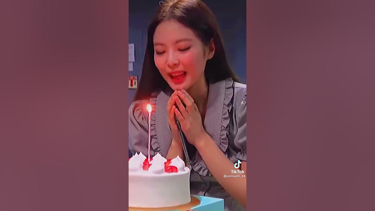 JENNIE 😇😇 - YouTube