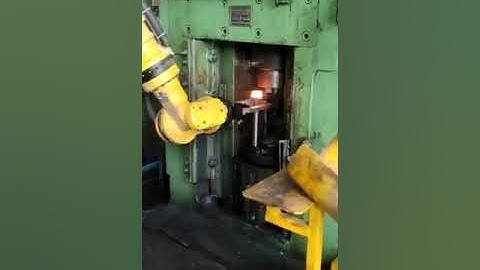 Mahajan Automation Robotic press tending