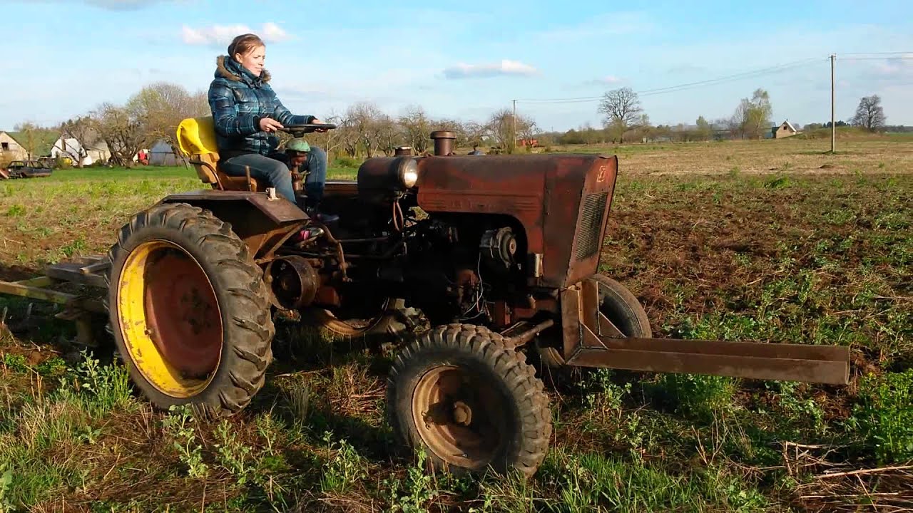 Dt 20 Nažu ecešas darbībā (ХТЗ ДТ-20)