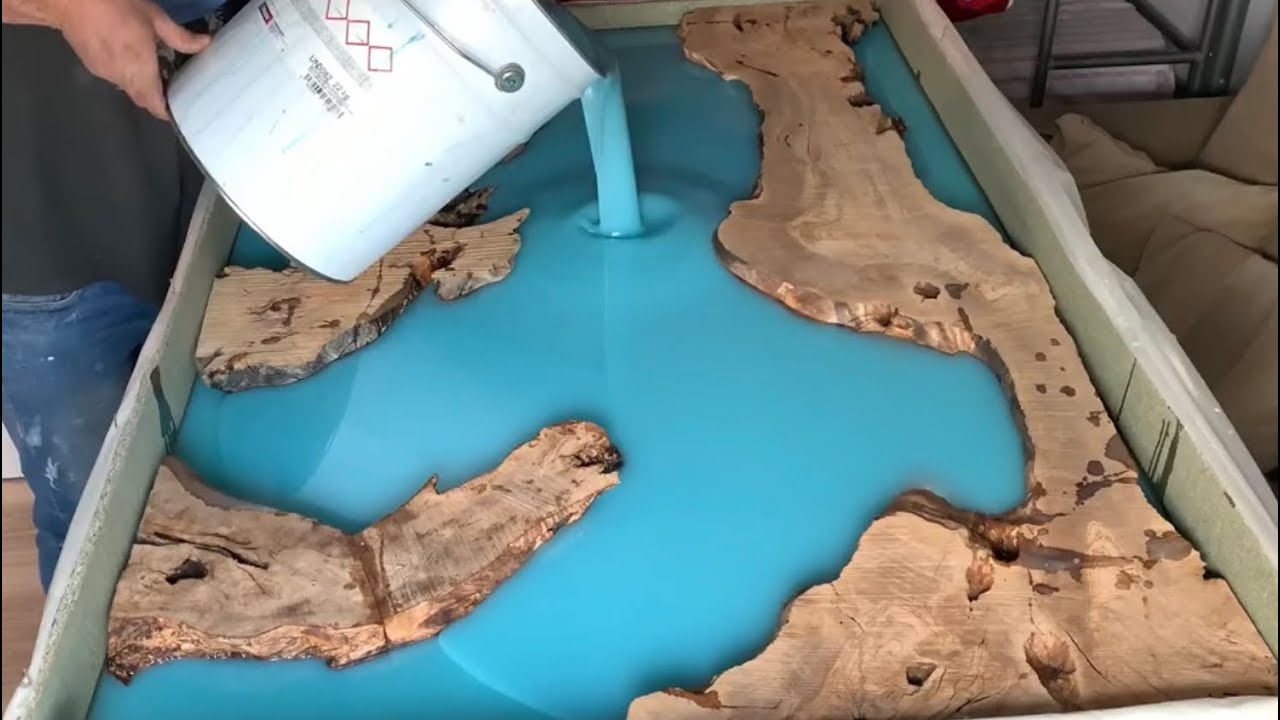 Mesa Rio De Madera Y Resina Epoxi.... Table River Oloivo Wood And Epoxy