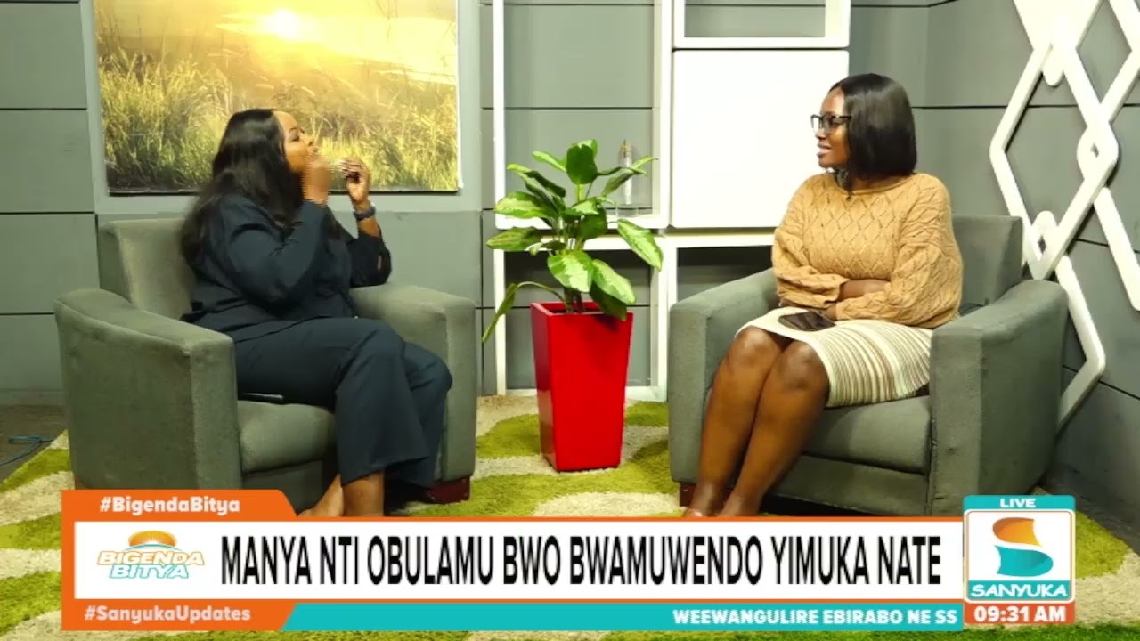 Dr. Sabiti Bahati ku Kuddamu Okuyimirira Wakati mu Bulumi | Bigenda Bitya