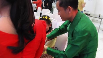 Lưu học sinh Lào đón Tết Bunpimay tại Hà Nội - Ki Phommalin