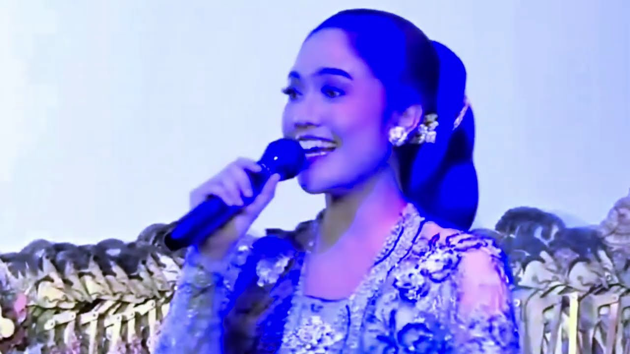 Elisha O.A dalang Ki Bambang Wiji