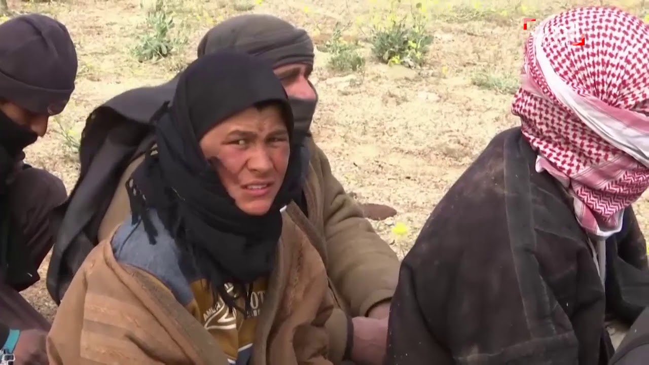 شاهد استسلام مئات الدواعش في الباغوز