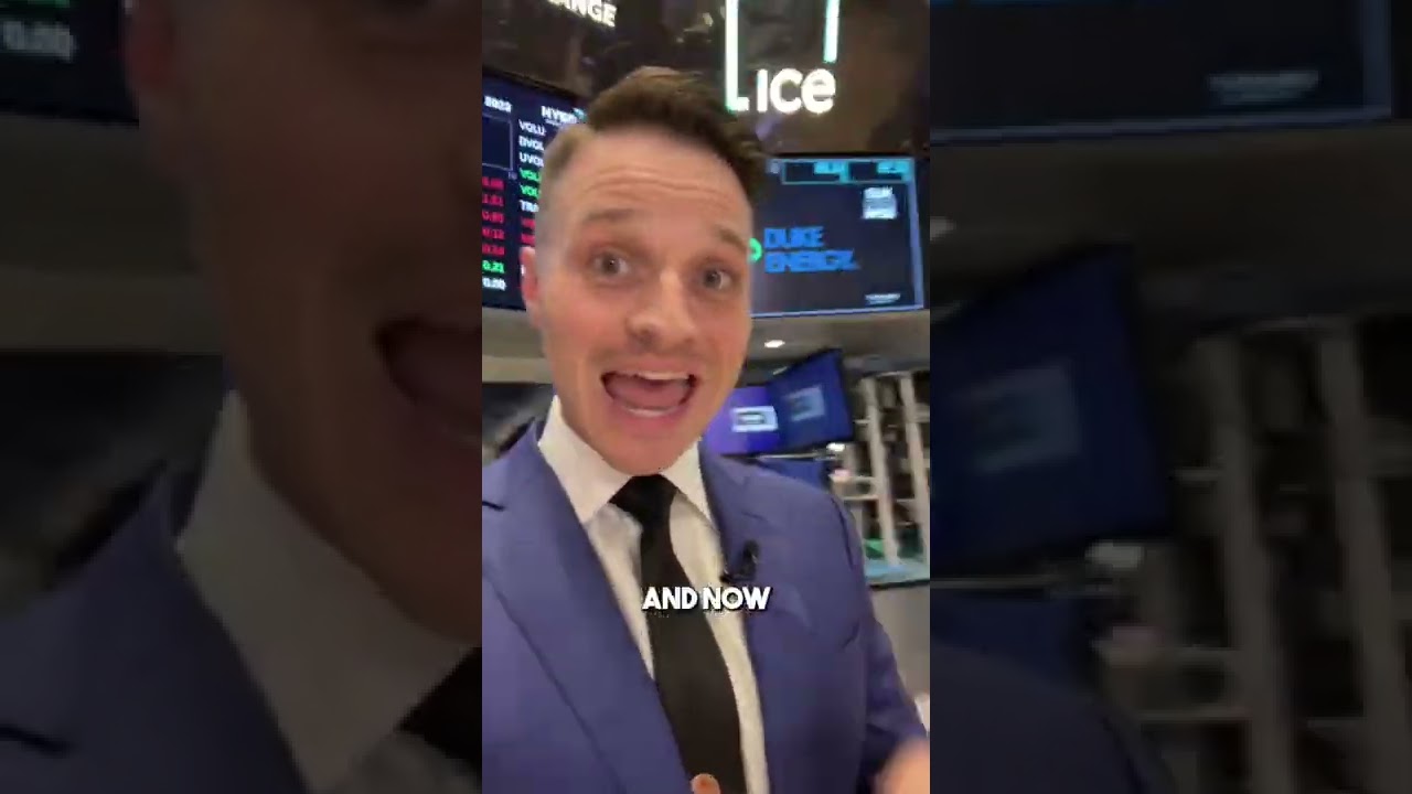 Social Security recipients get 8.7% raise 🤑 #shorts #personalfinance Social Security recipients get 8.7% raise 🤑 #shorts #personalfinance