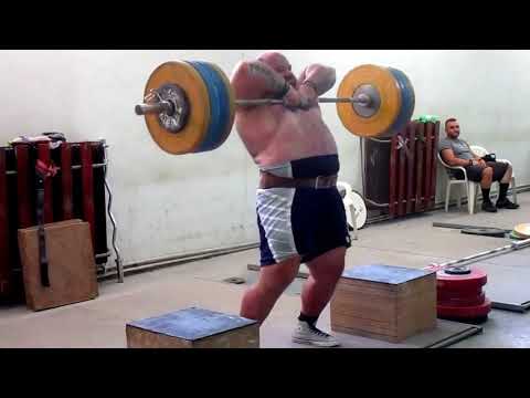 Upright Row  5x170kg