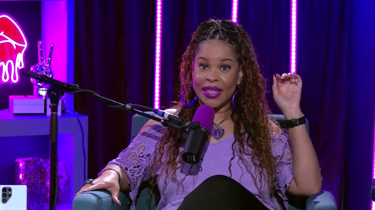 Watermelon Fried Chicken With Grape Koolaid Sauce | Scrollin With Jen & Vee | S2 E28