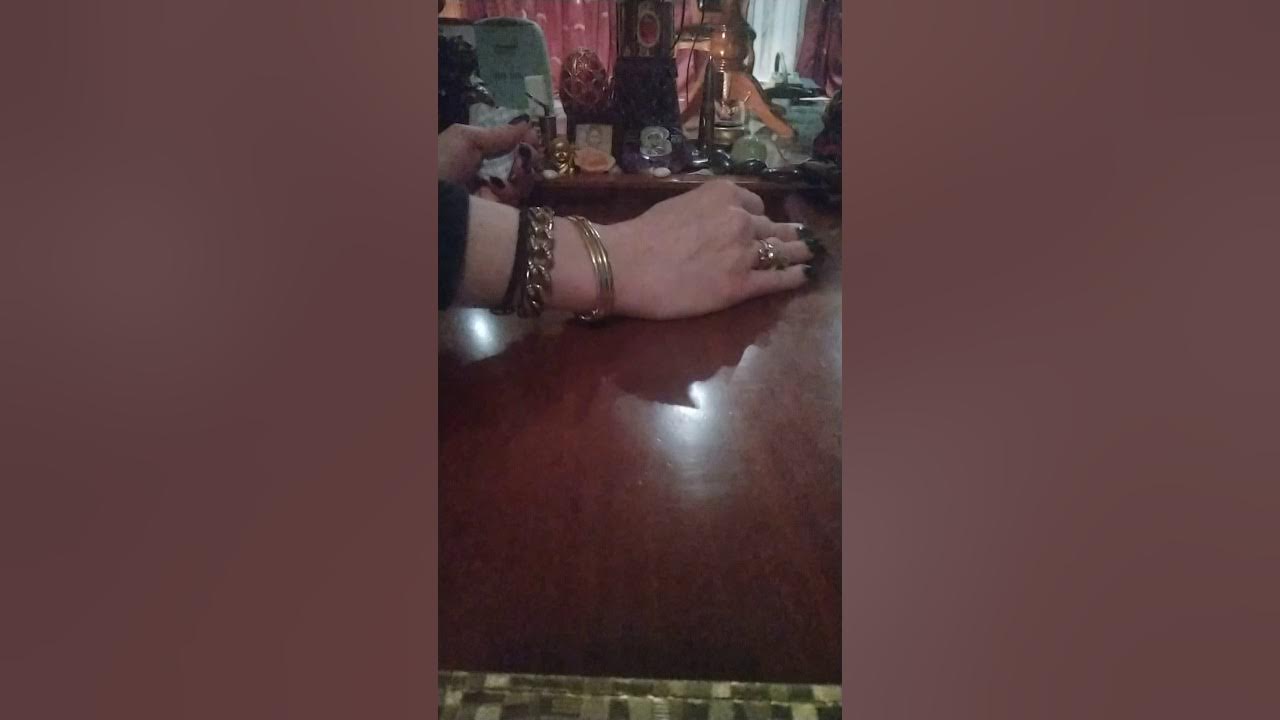 Где и с кем он сейчас гадание. Где и с кем он сейчас гадание