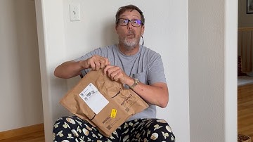 Clear Window Bird Feeder Unboxing + Install | Is the Suction Cup Removable?